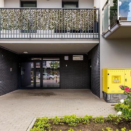 Color Apartments Apartament Black & White Kolobrzeg Luaran gambar