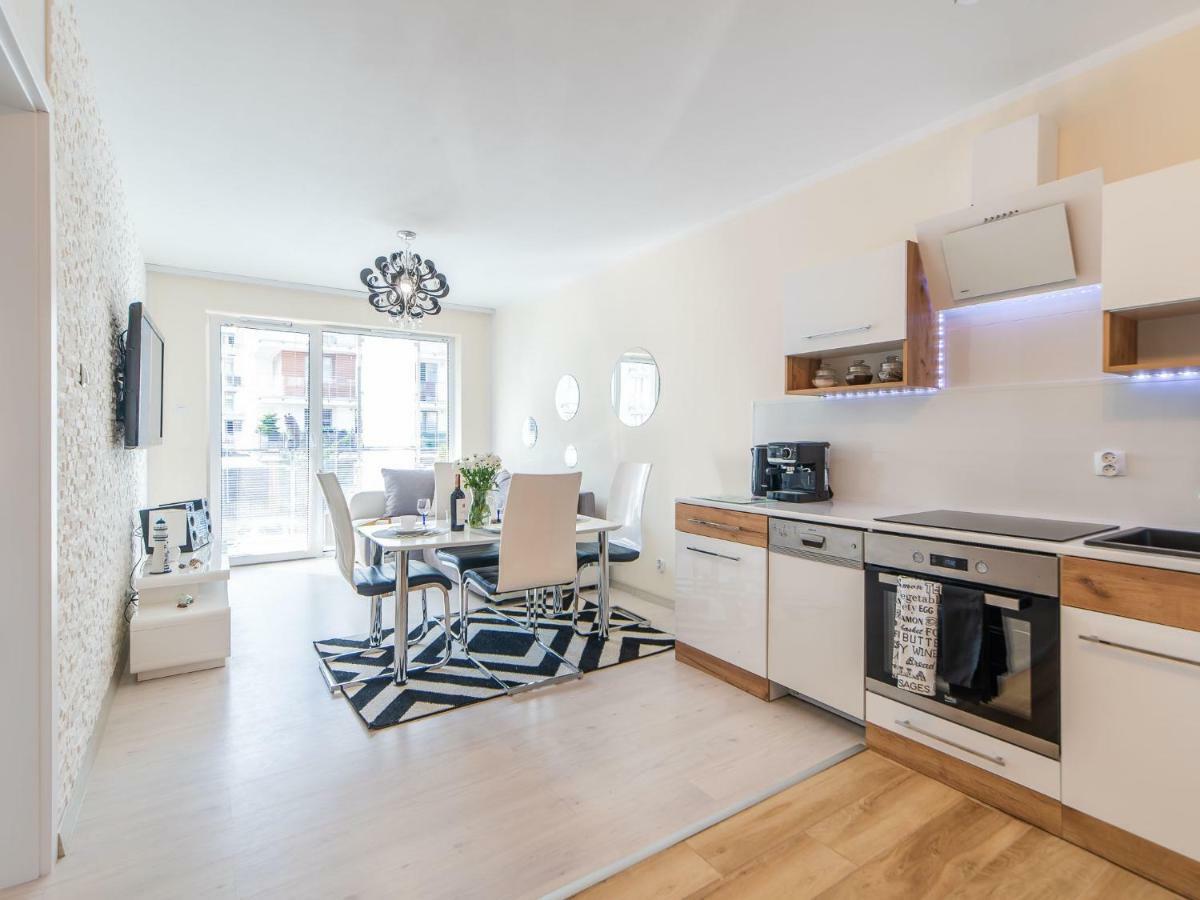 Color Apartments Apartament Black & White Kolobrzeg Luaran gambar