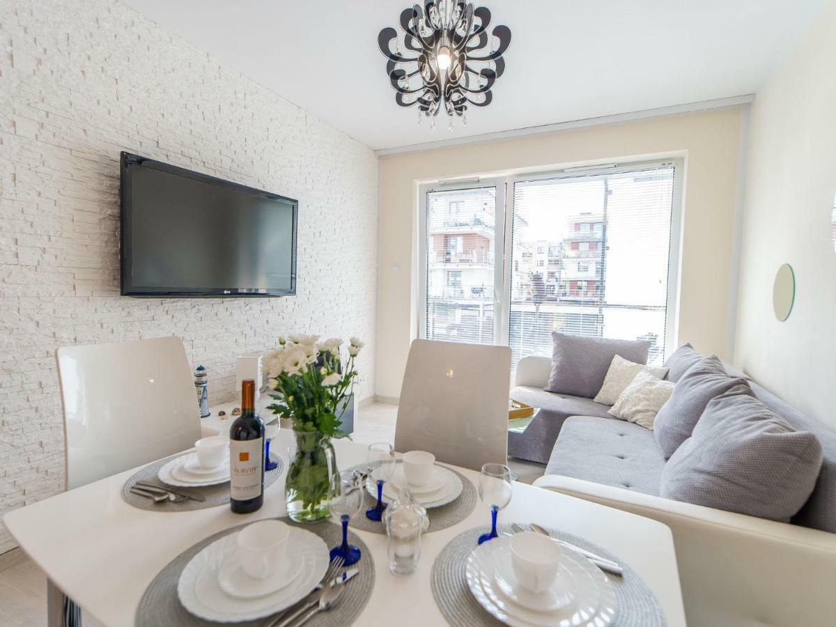 Color Apartments Apartament Black & White Kolobrzeg Luaran gambar