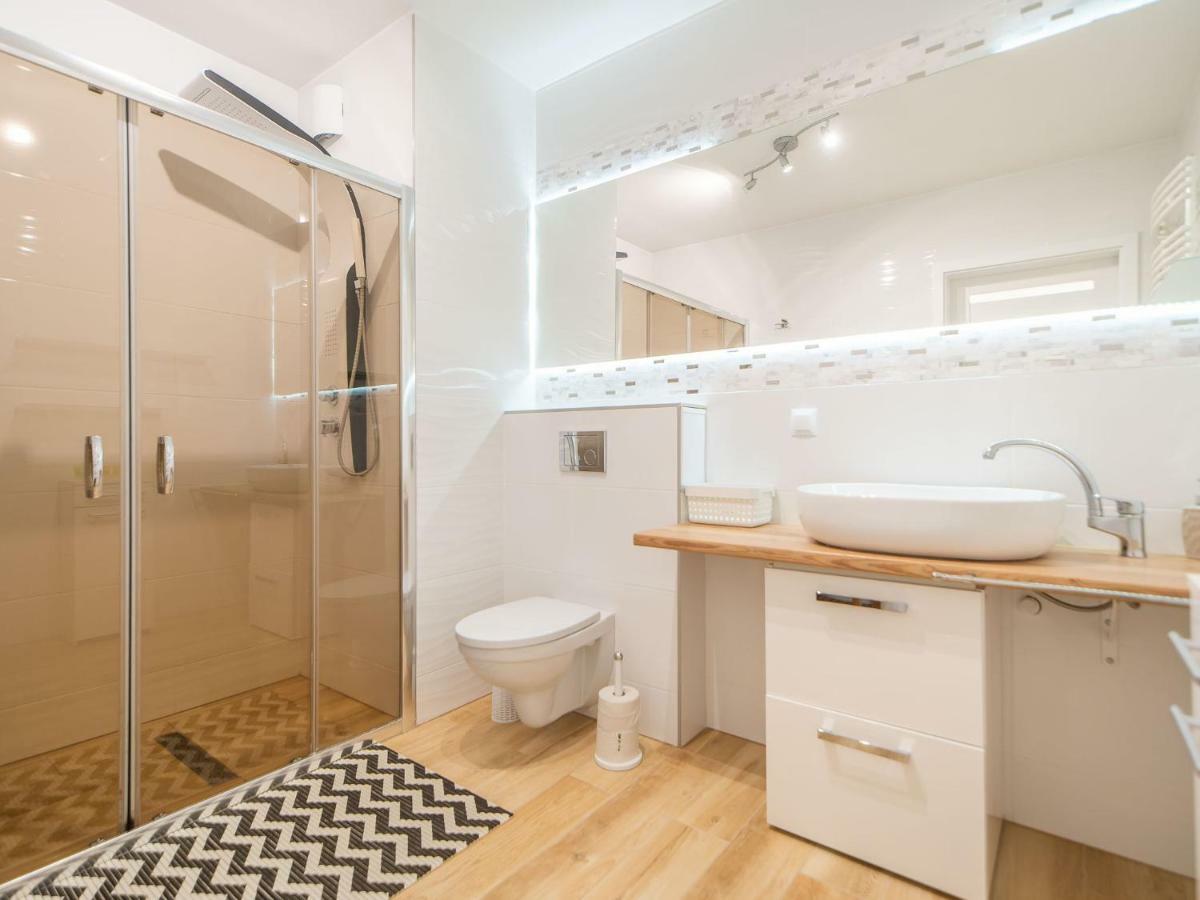 Color Apartments Apartament Black & White Kolobrzeg Luaran gambar