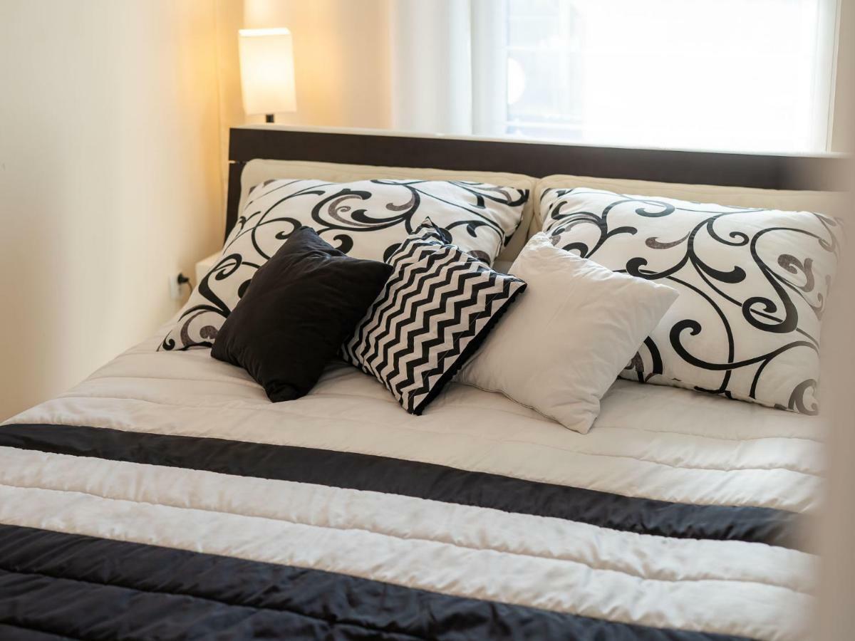 Color Apartments Apartament Black & White Kolobrzeg Luaran gambar